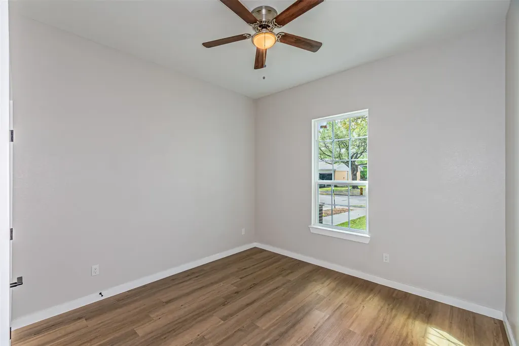 901 Bandera Lane Garland TX 75040