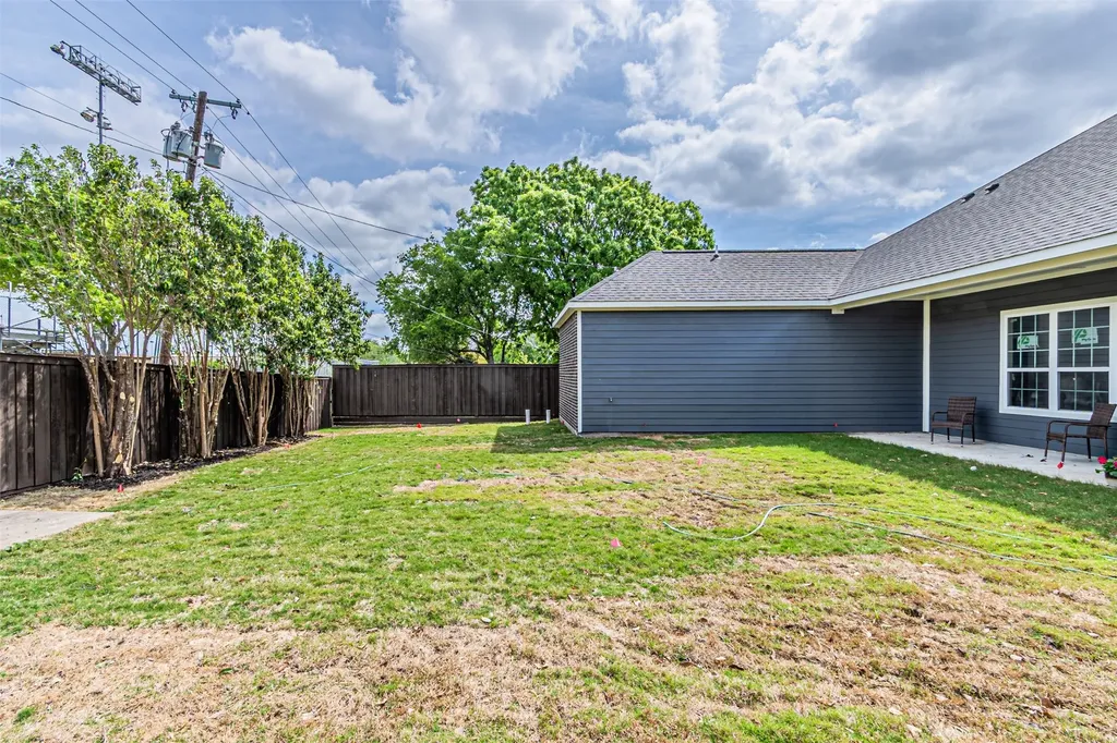 901 Bandera Lane Garland TX 75040