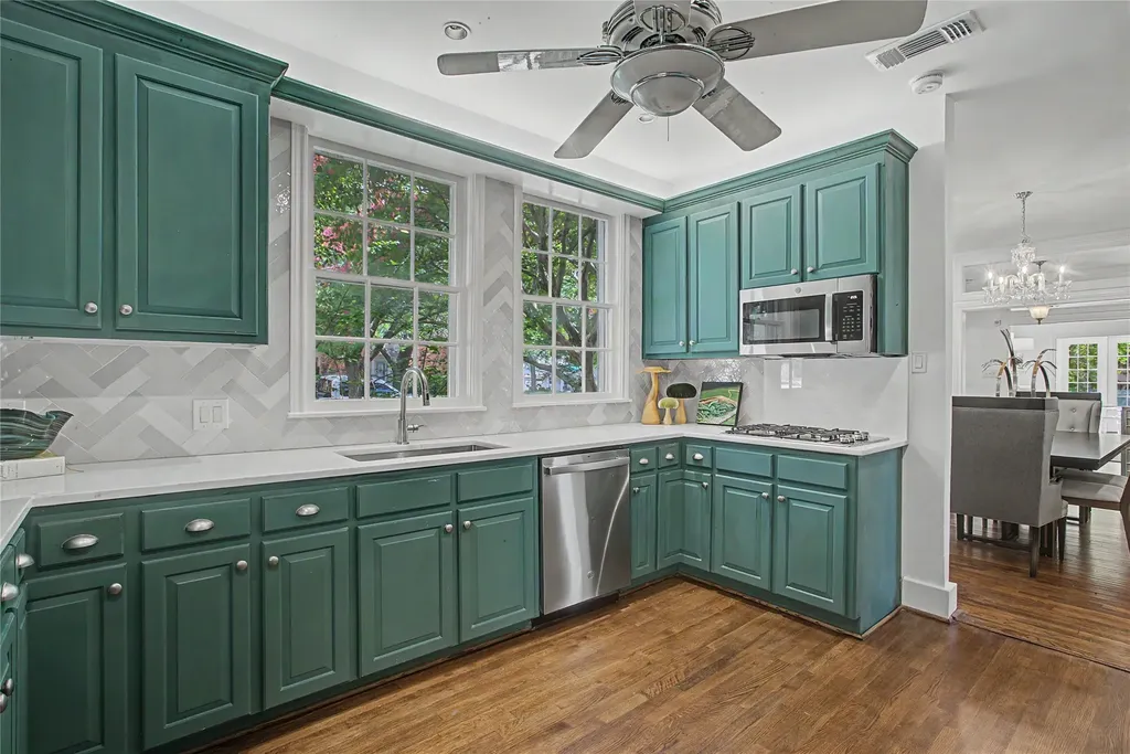 4705 El Campo Avenue Fort Worth TX 76107