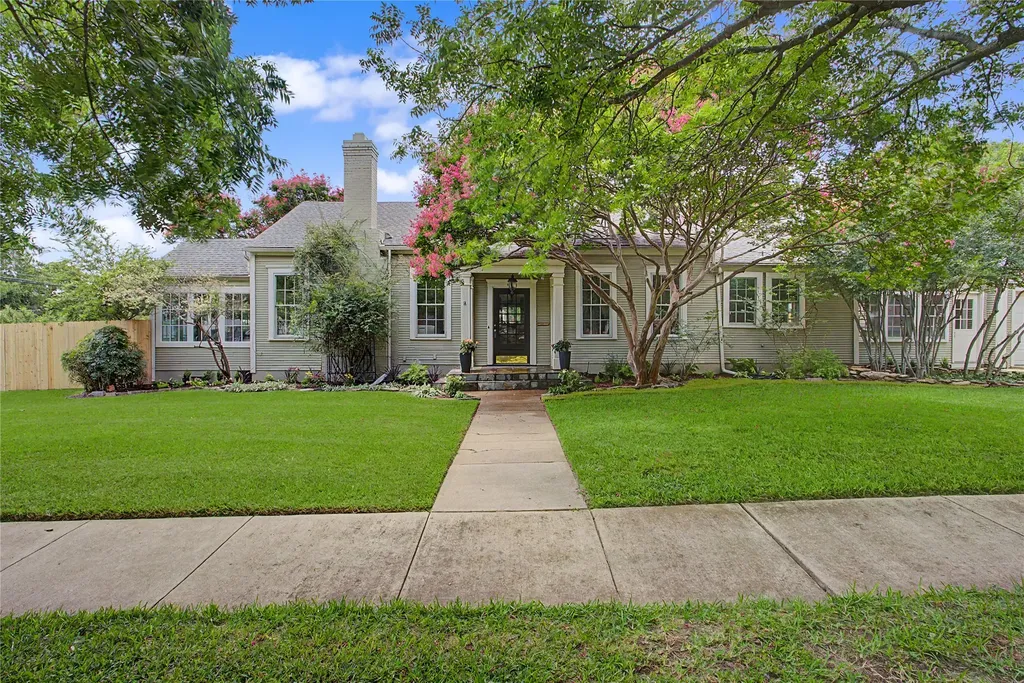 4705 El Campo Avenue Fort Worth TX 76107