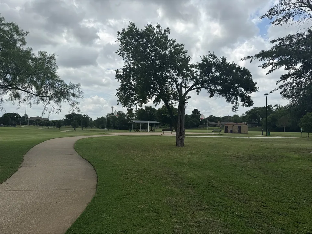 1549 Oak Creek Drive Lewisville TX 75077
