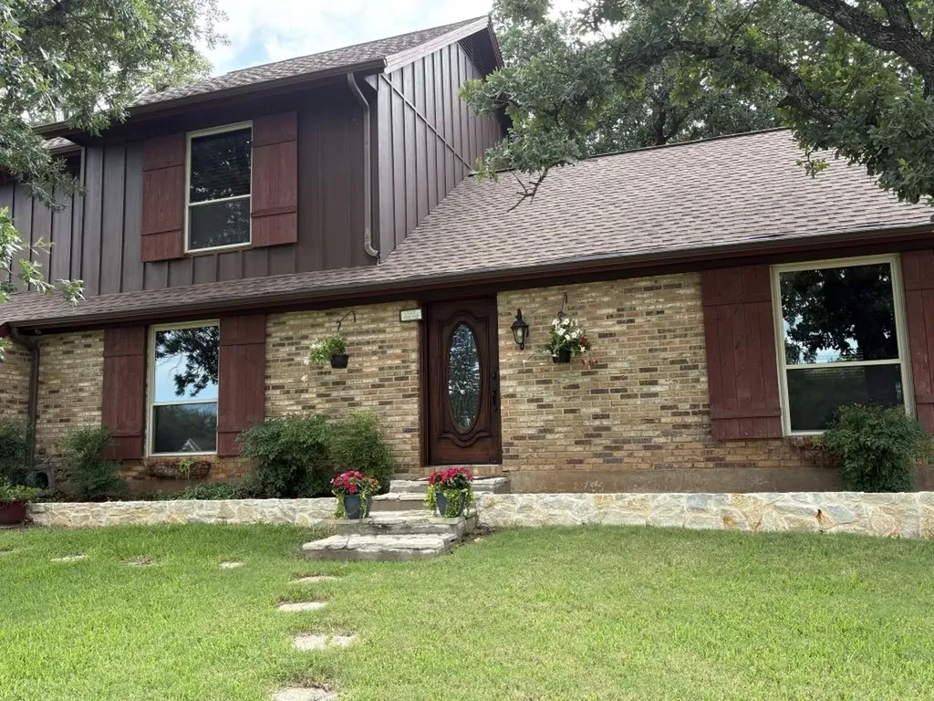 1212 Vera Lane Kennedale TX 76060