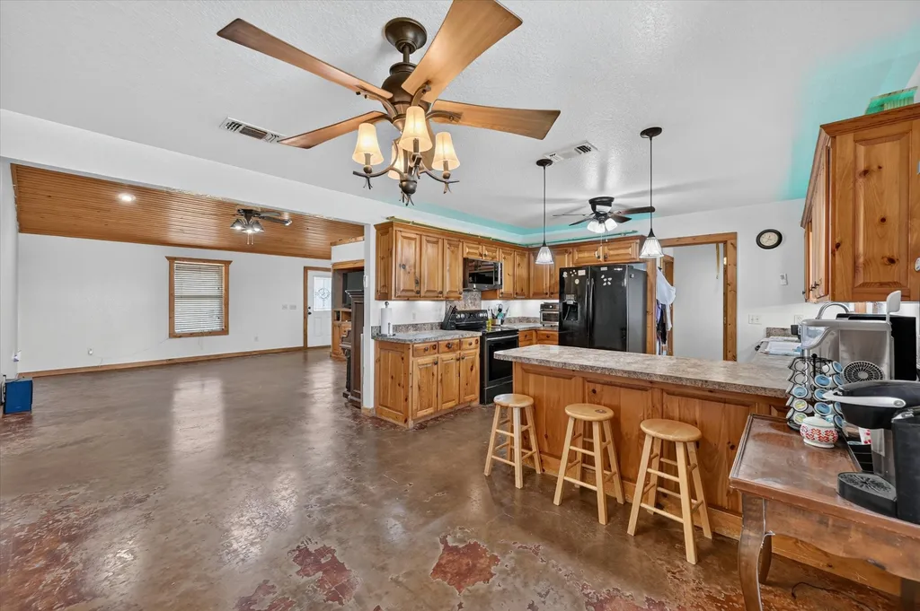901 Marion Road Venus TX 76084