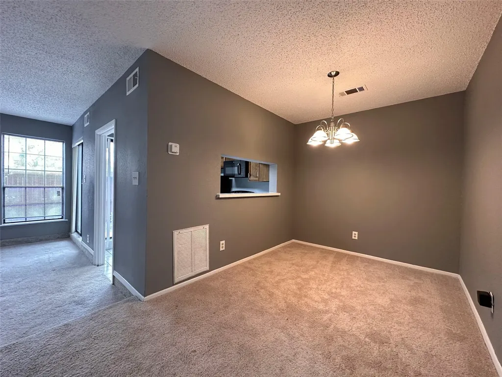 927 Turtle Cove Irving TX 75060