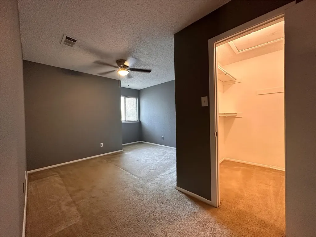 927 Turtle Cove Irving TX 75060