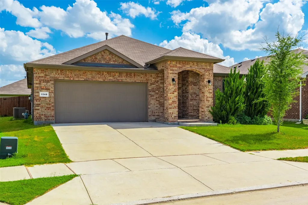 1148 Gillespie Drive Fort Worth TX 76247