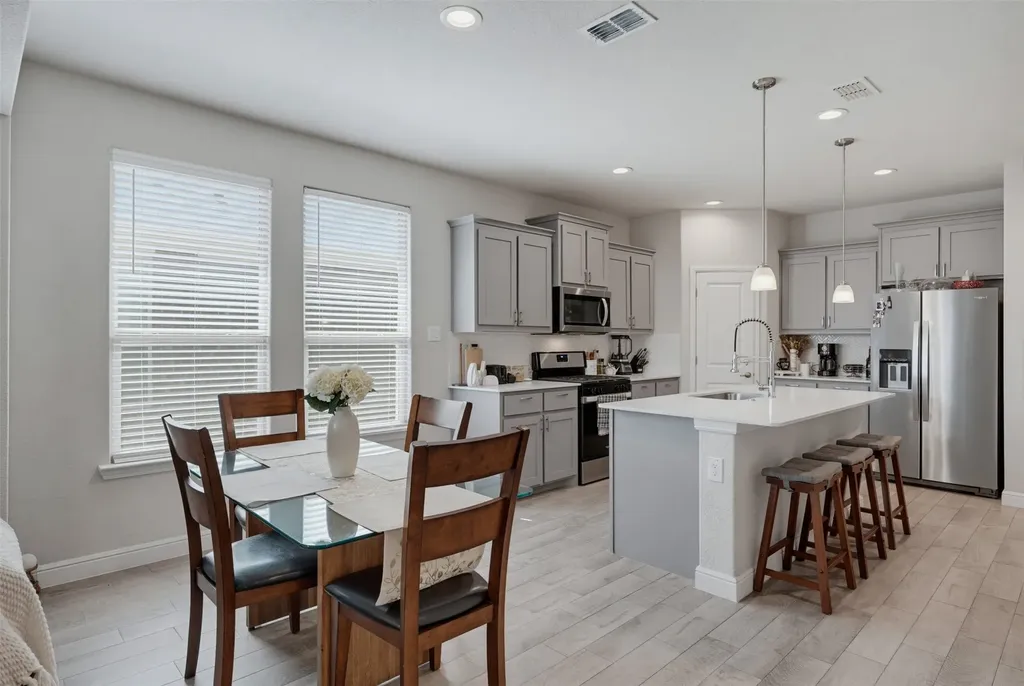 1148 Gillespie Drive Fort Worth TX 76247