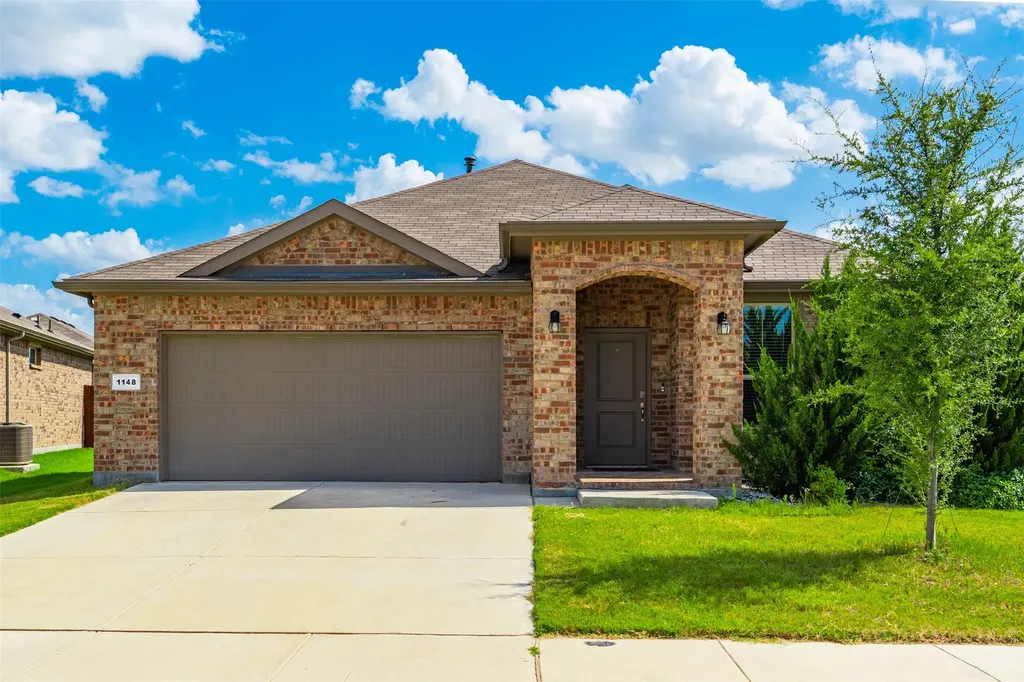 1148 Gillespie Drive Fort Worth TX 76247