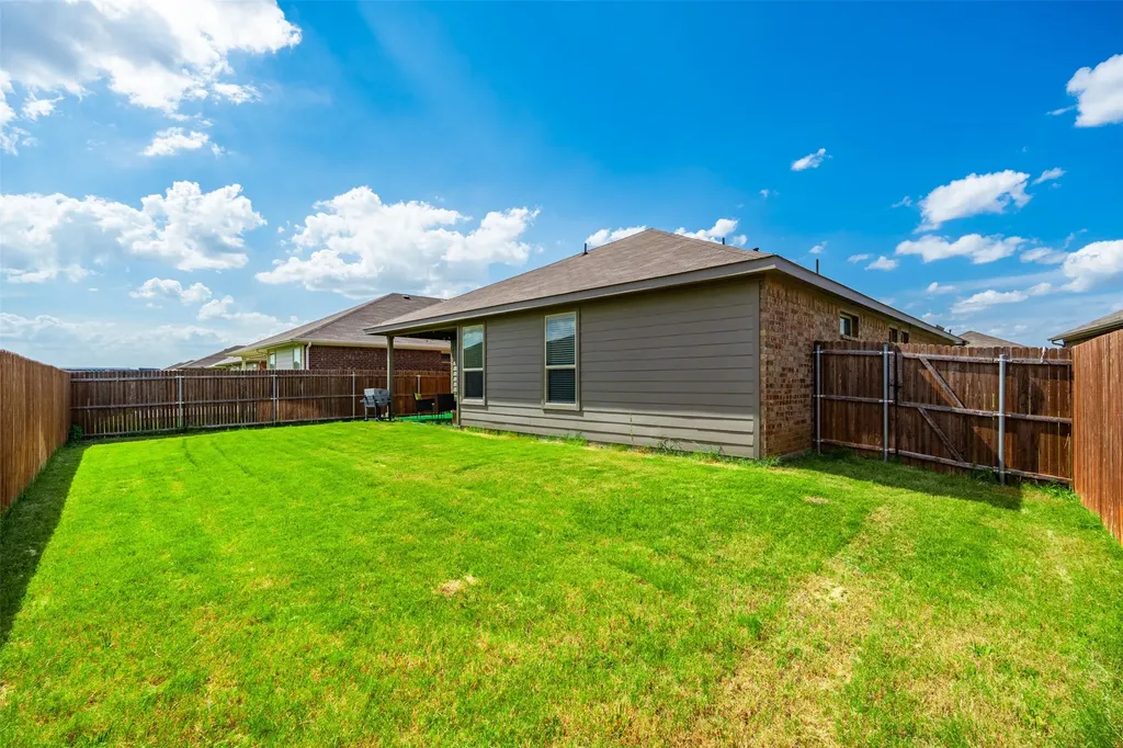 1148 Gillespie Drive Fort Worth TX 76247