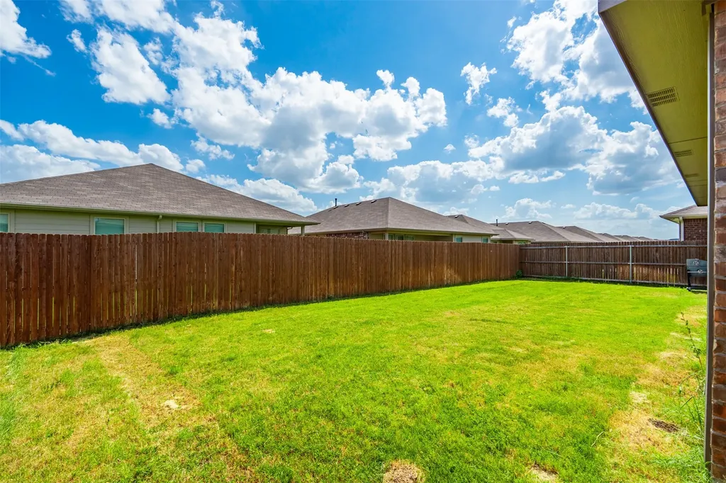 1148 Gillespie Drive Fort Worth TX 76247