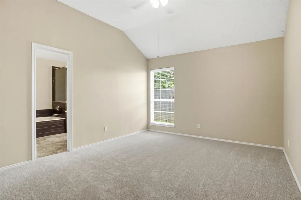 6701 Driffield Circle W North Richland Hills TX 76182