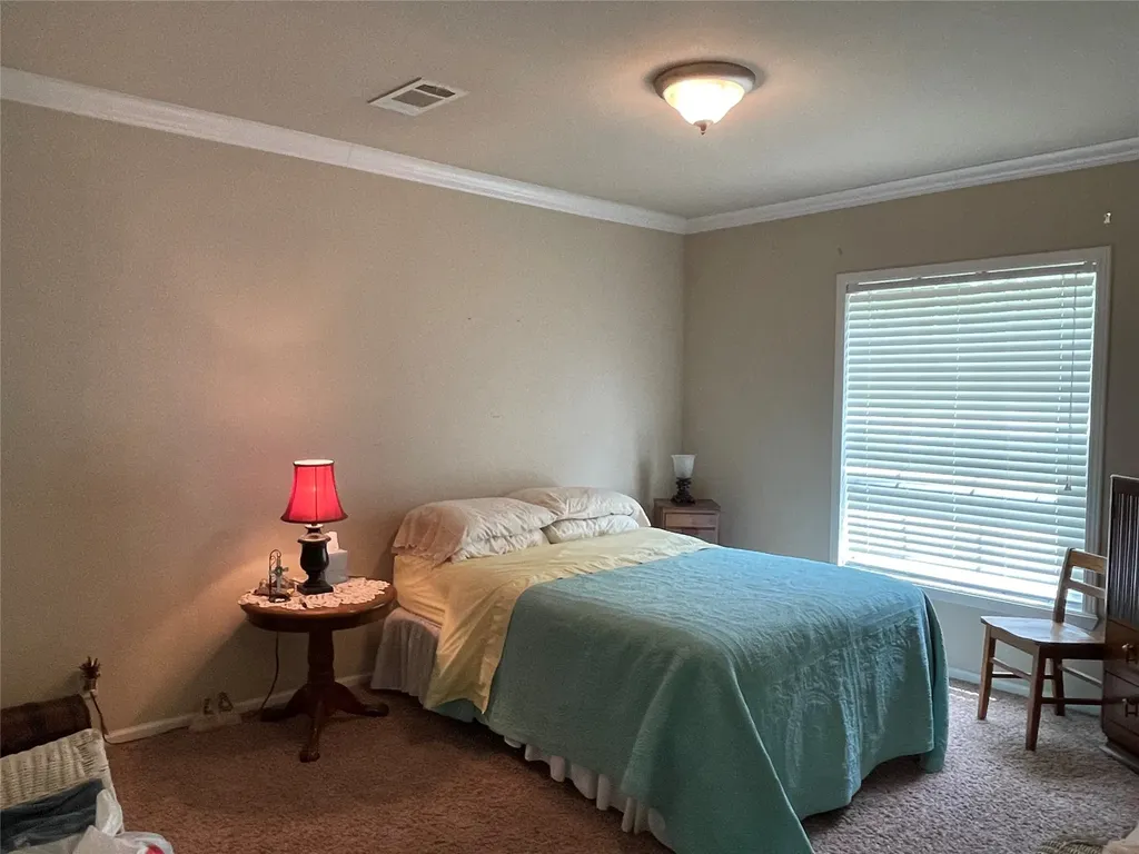 1666 Us Highway 84 Oakwood TX 75855