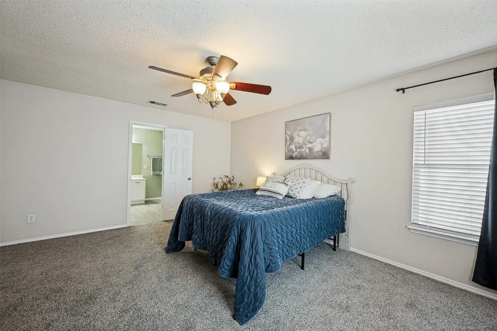 6732 Geyser Trail Watauga TX 76137