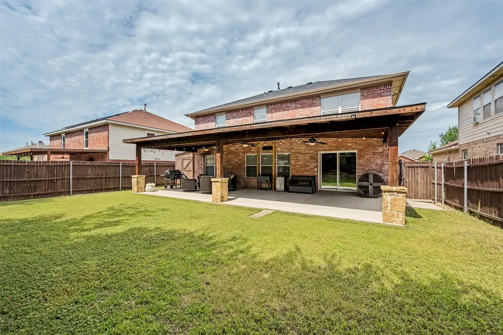 6732 Geyser Trail Watauga TX 76137