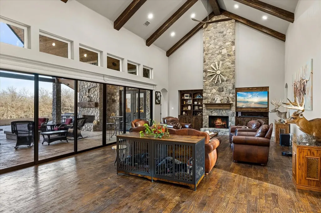 4101 W Highway 114 Paradise TX 76073