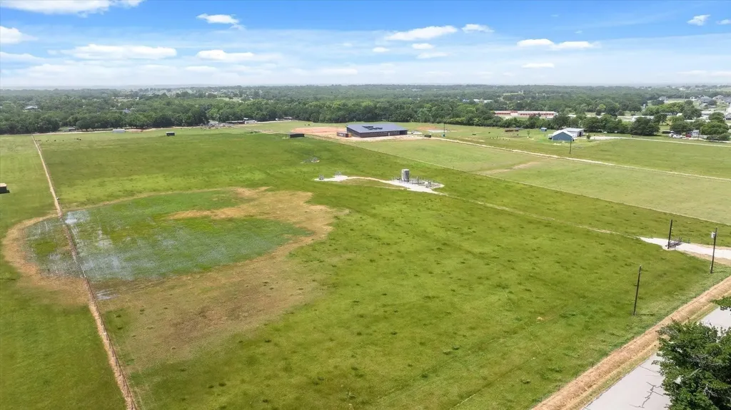 4101 W Highway 114 Paradise TX 76073