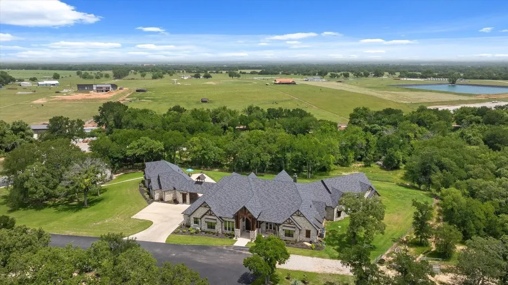 4101 W Highway 114 Paradise TX 76073