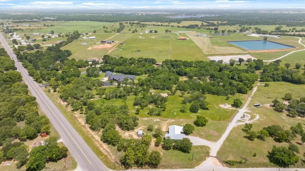 4101 W Highway 114 Paradise TX 76073