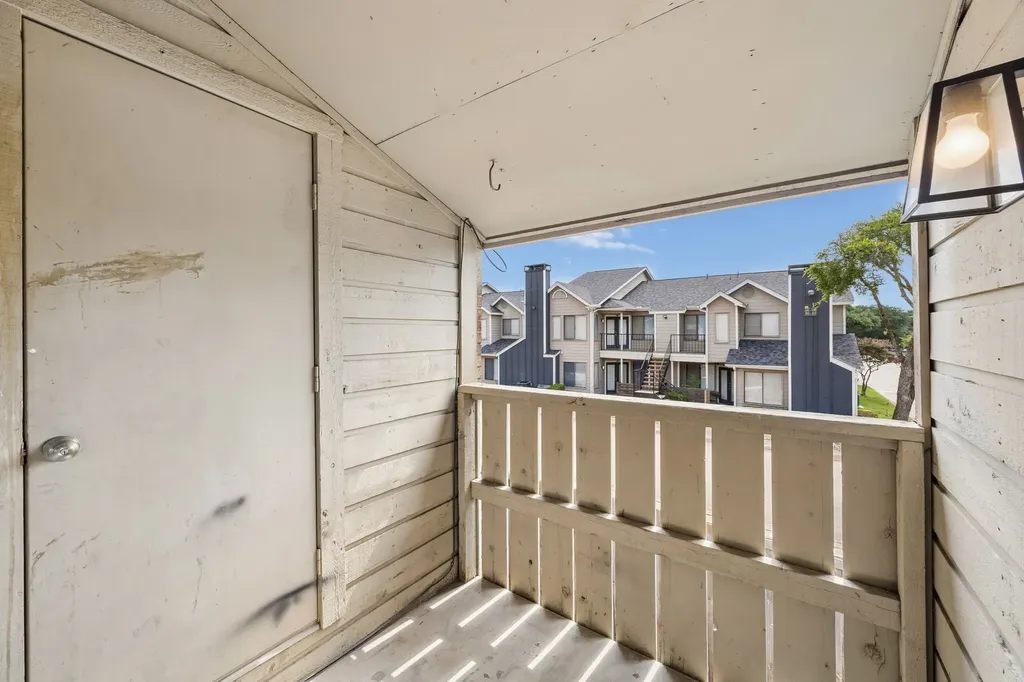 9254 Forest Lane Dallas TX 75243