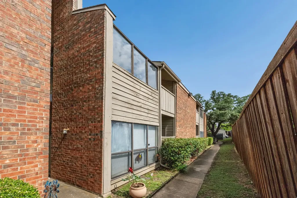 9254 Forest Lane Dallas TX 75243