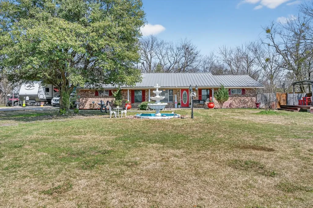 1112 Fm 1839 Corsicana TX 75110
