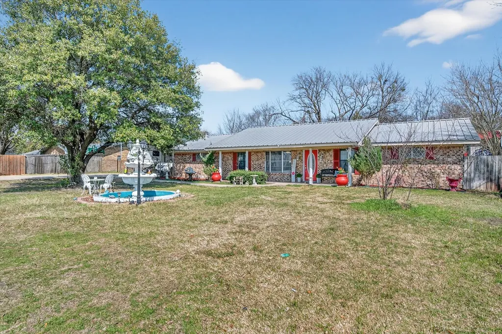 1112 Fm 1839 Corsicana TX 75110