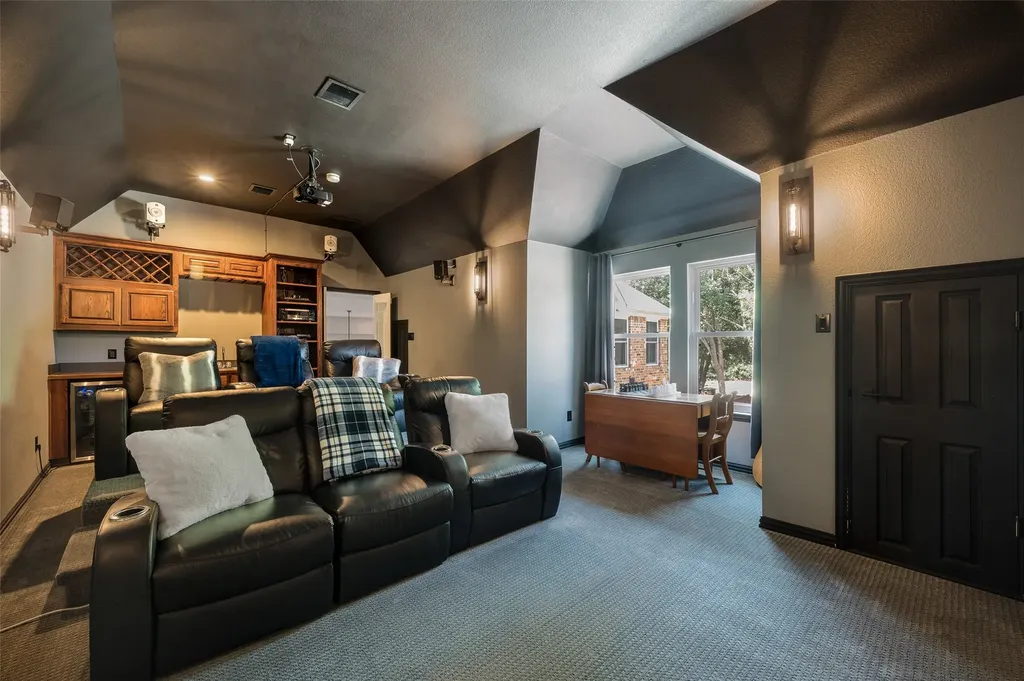 2117 Lincoln Court Flower Mound TX 75028