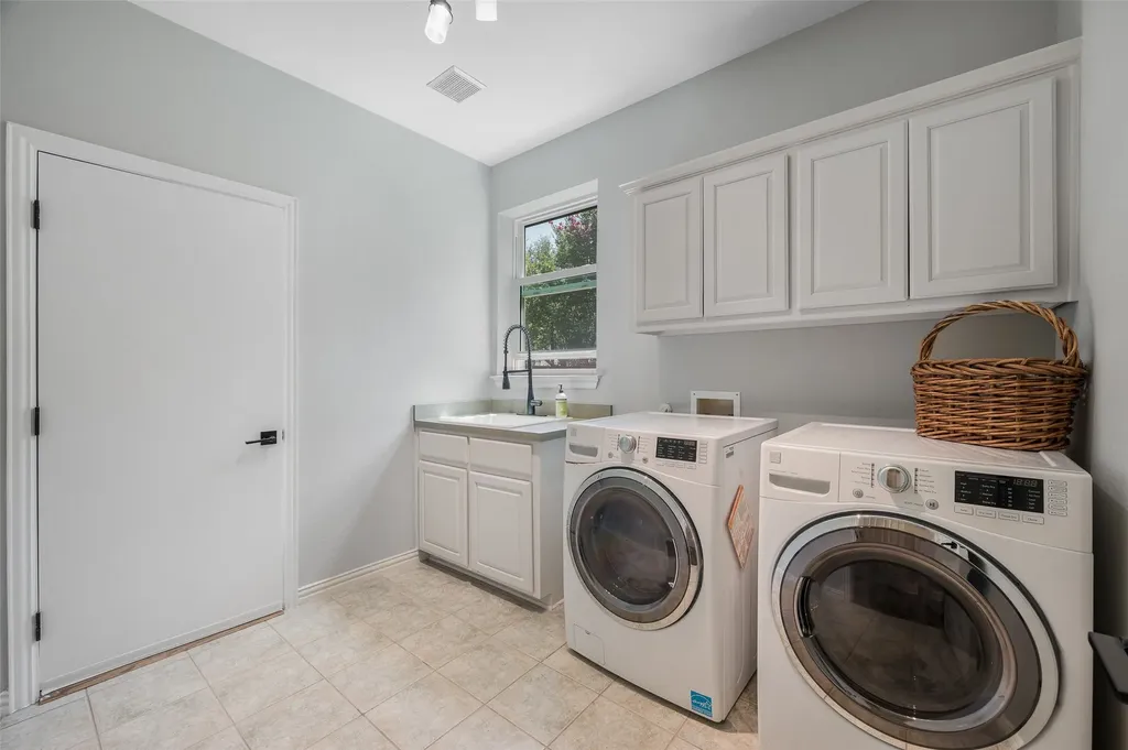 2117 Lincoln Court Flower Mound TX 75028
