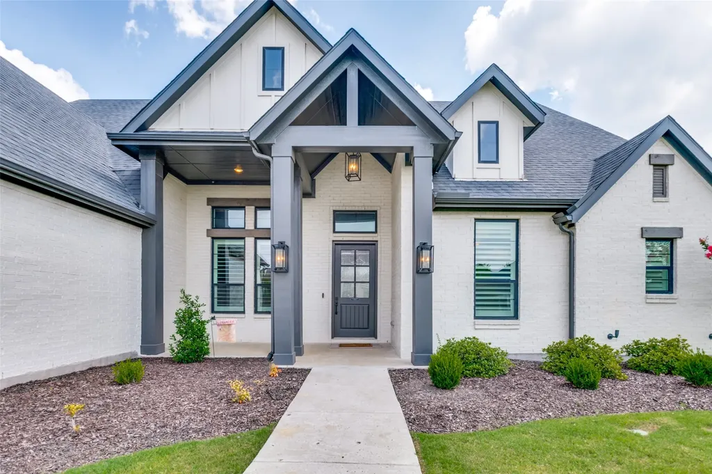 307 Broadmoor Drive Haslet TX 76052