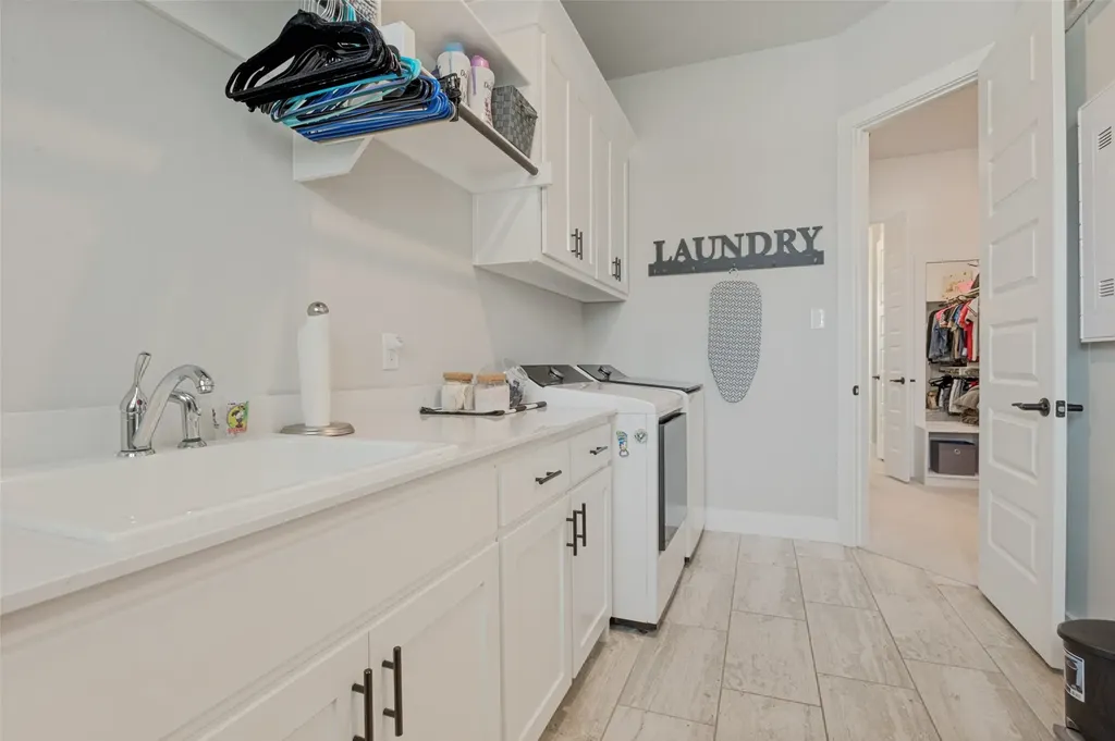 307 Broadmoor Drive Haslet TX 76052