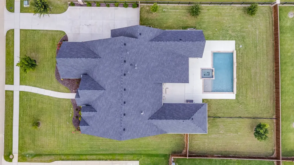 307 Broadmoor Drive Haslet TX 76052