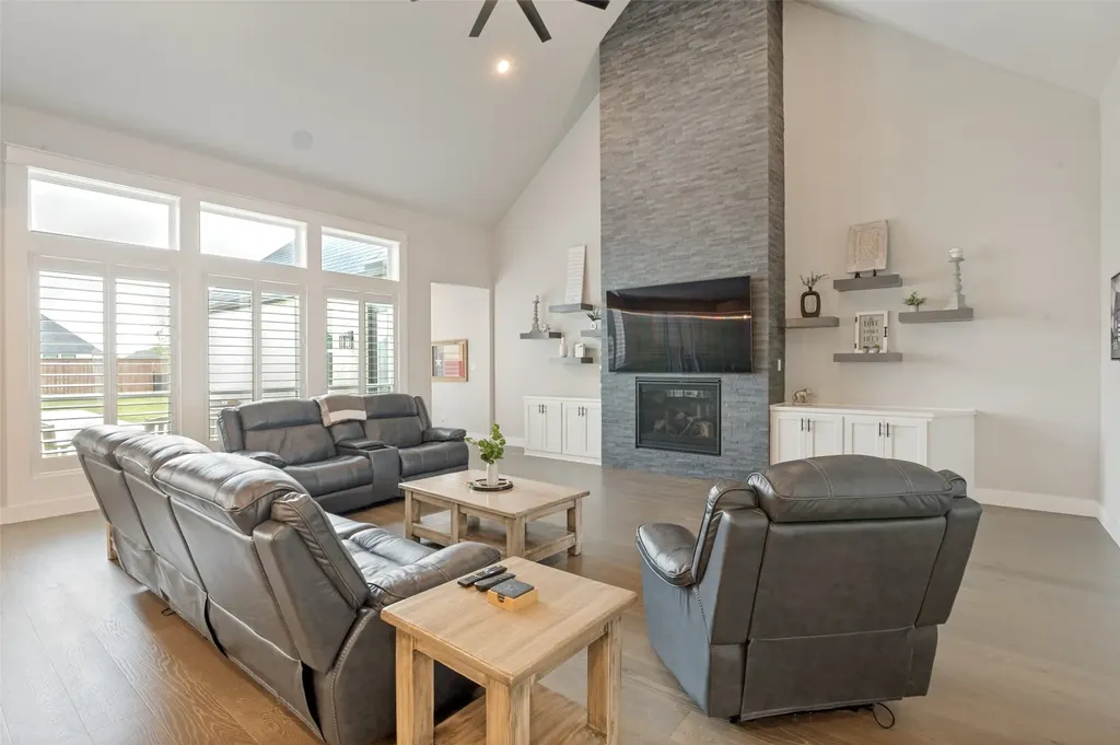 307 Broadmoor Drive Haslet TX 76052