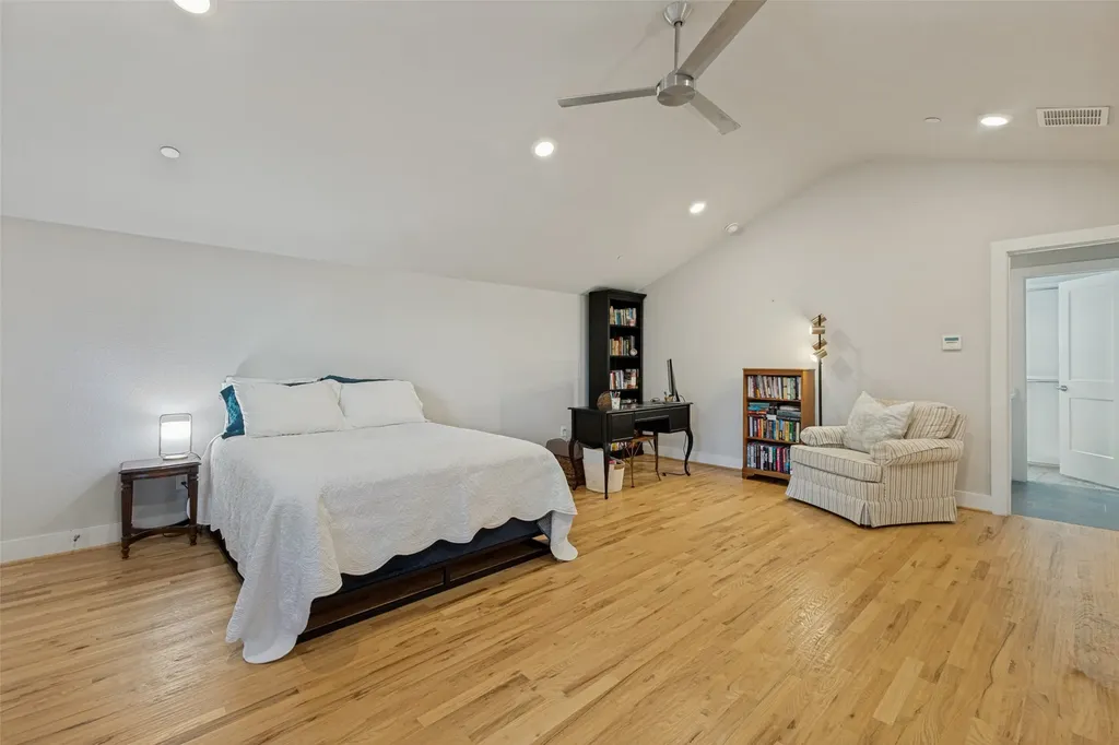 3170 Carmel Street Dallas TX 75204