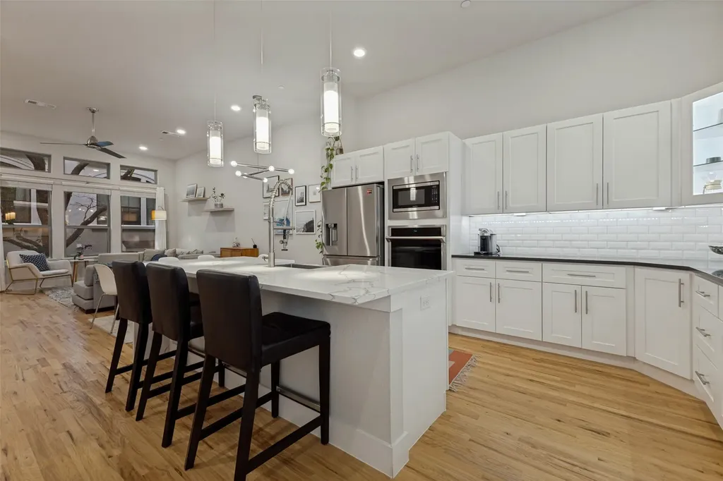 3170 Carmel Street Dallas TX 75204