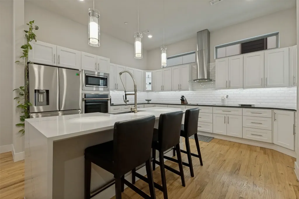 3170 Carmel Street Dallas TX 75204