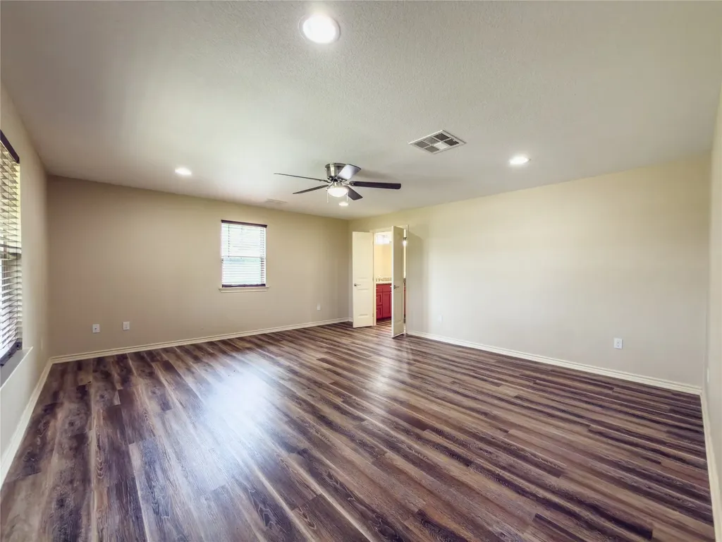 322 Hcr 2320 Abbott TX 76621
