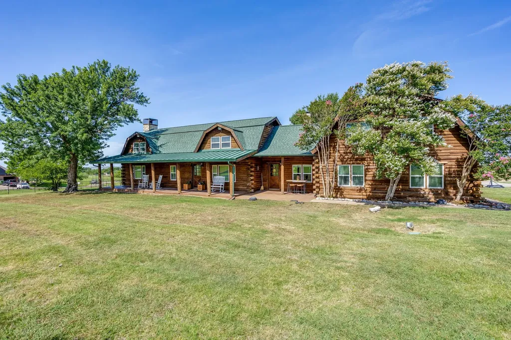 2200 White Lane Haslet TX 76052