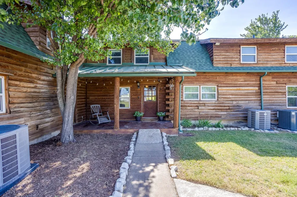 2200 White Lane Haslet TX 76052
