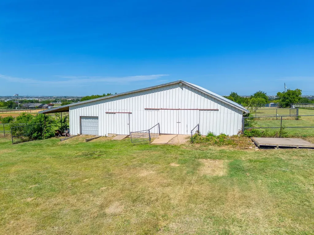 2200 White Lane Haslet TX 76052