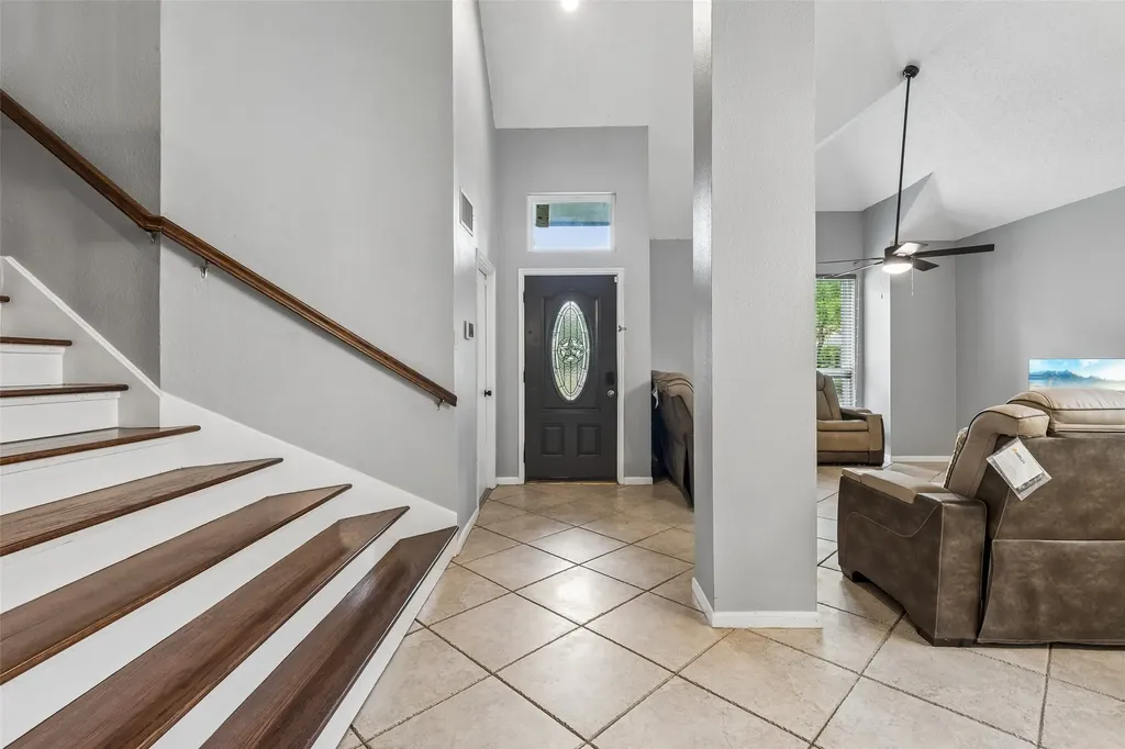 2225 Chapel Downs Drive Arlington TX 76017