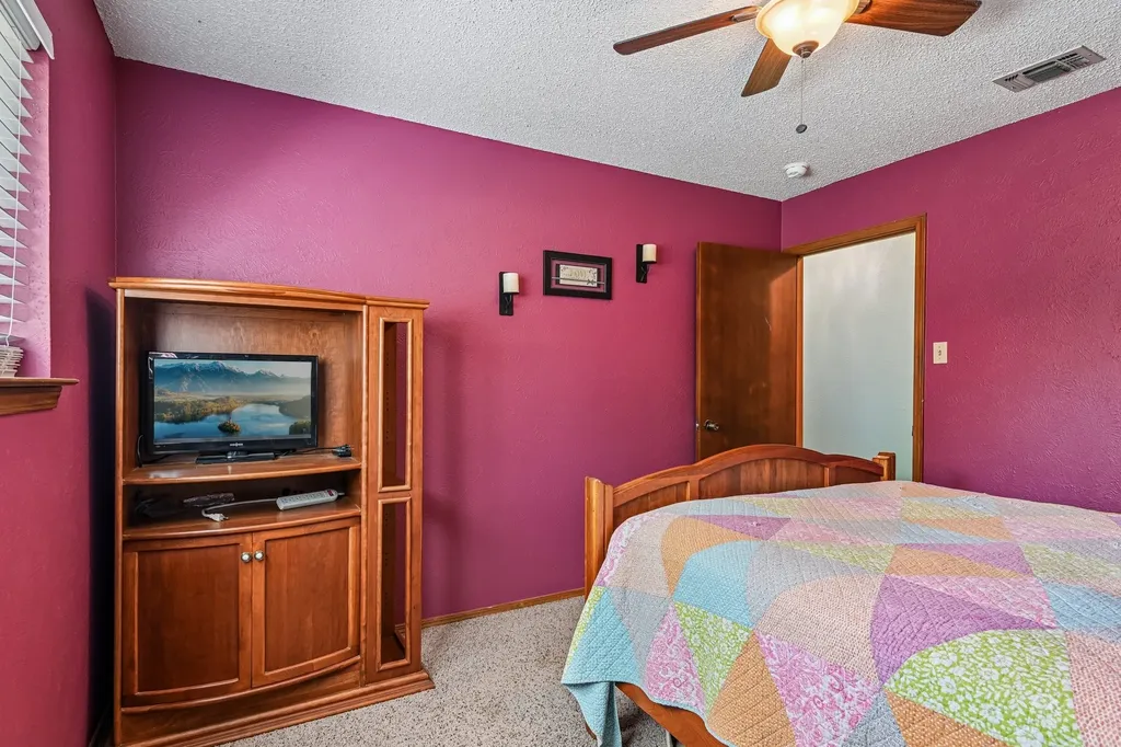 6404 Suncrest Court North Richland Hills TX 76180