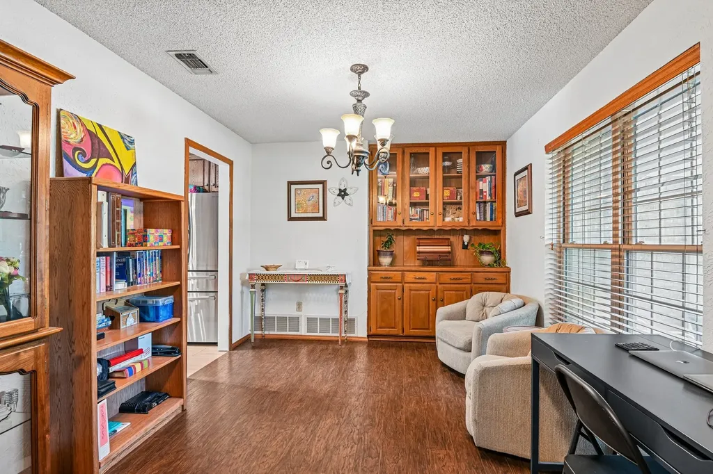 6404 Suncrest Court North Richland Hills TX 76180