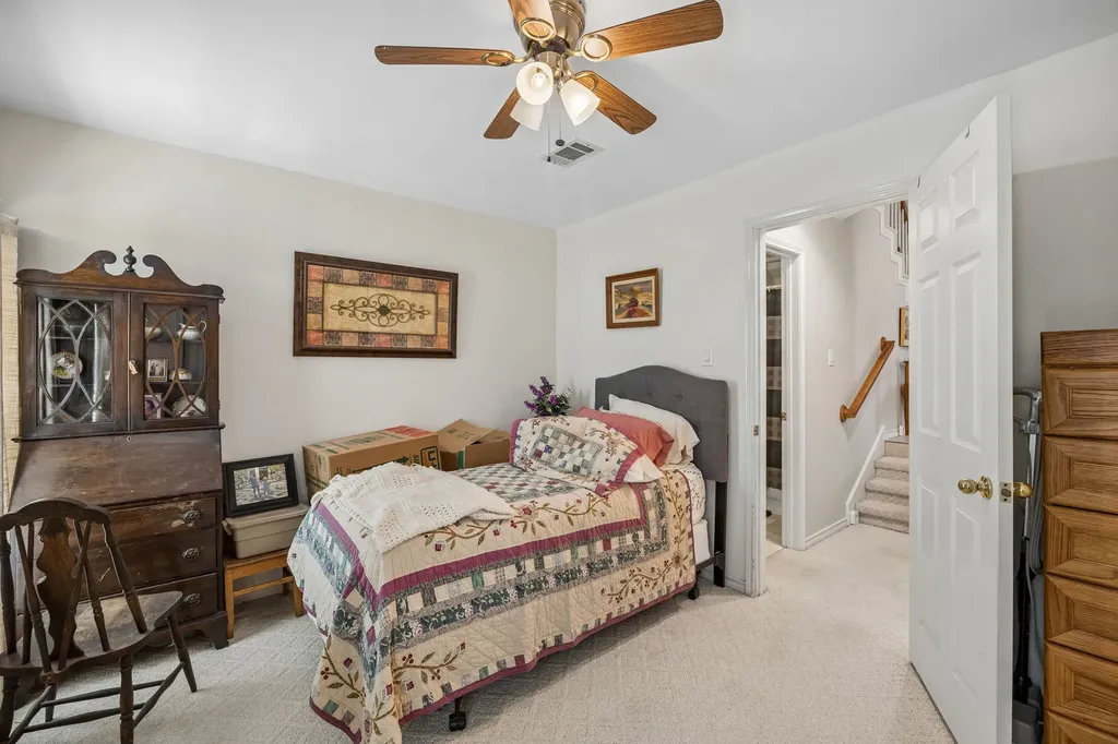 800 Fernwood Court Highland Village TX 75077