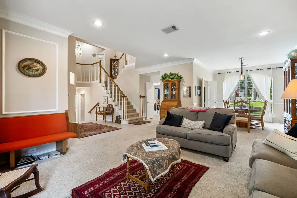 800 Fernwood Court Highland Village TX 75077