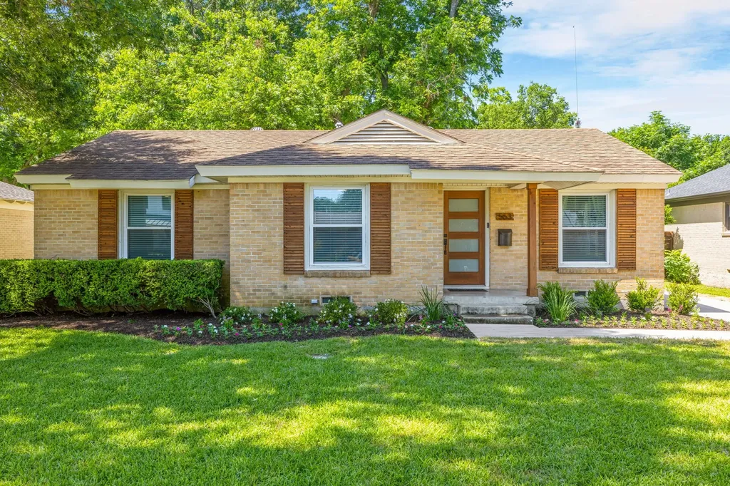 563 Hambrick Road Dallas TX 75218