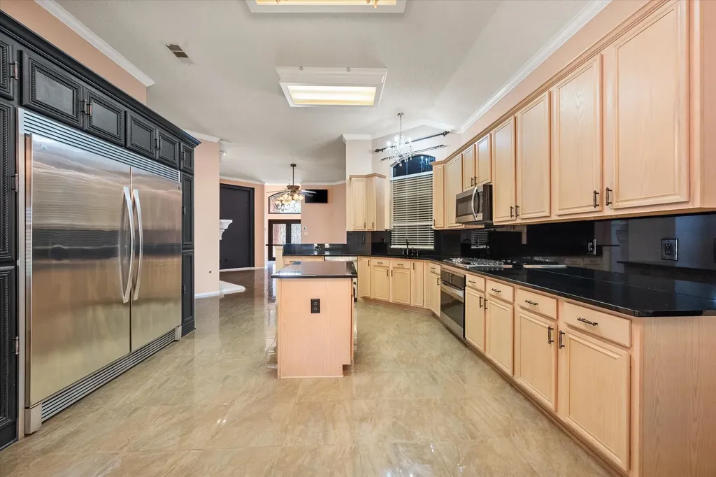 6906 Field Lark Drive Arlington TX 76002