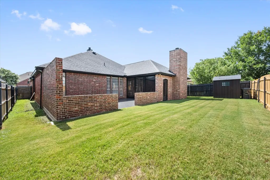 6906 Field Lark Drive Arlington TX 76002