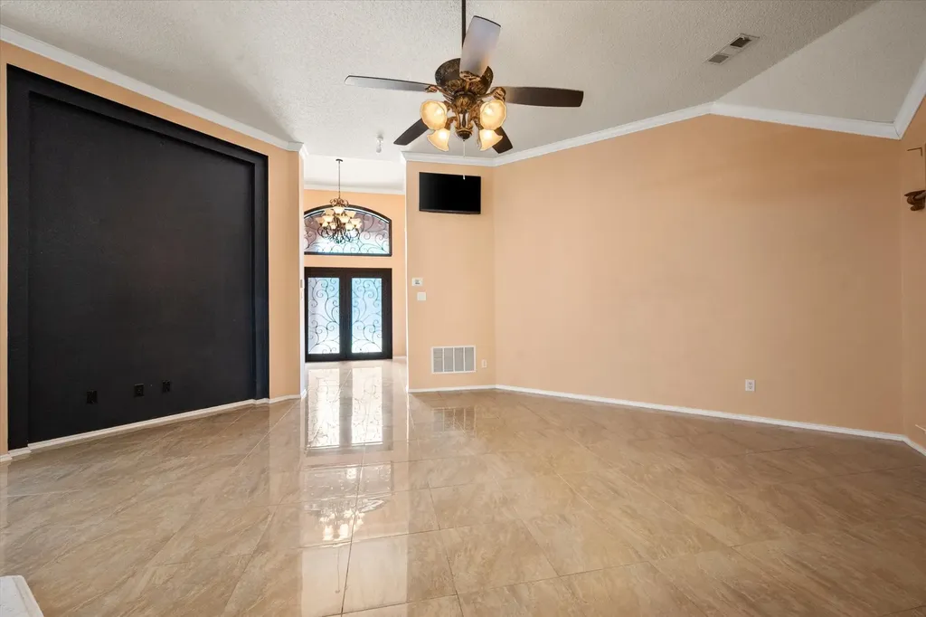 6906 Field Lark Drive Arlington TX 76002