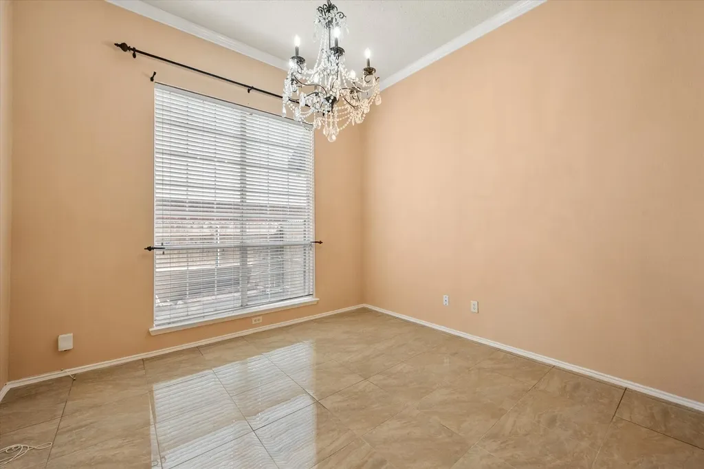 6906 Field Lark Drive Arlington TX 76002