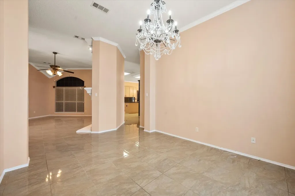 6906 Field Lark Drive Arlington TX 76002